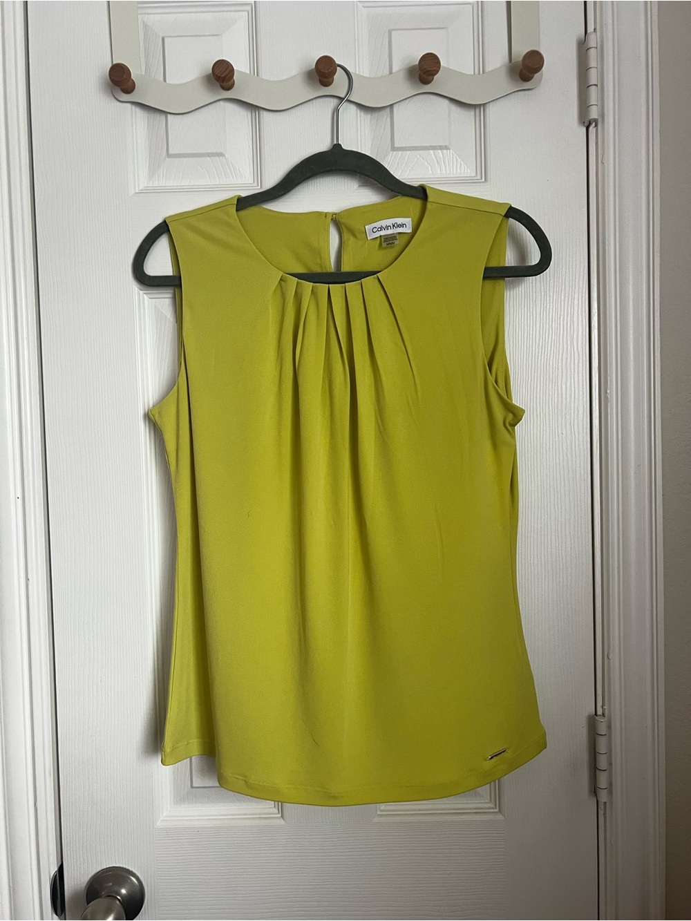 Calvin Klein Sleeveless Pleated Camisole - Lime Green